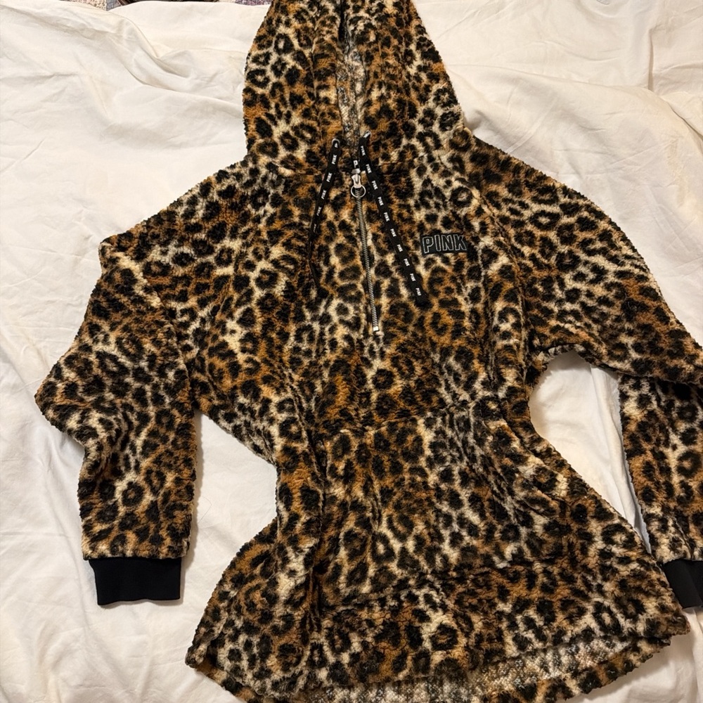 PINK Victoria's Secret Leopard Quarter Zip Teddy - Picture 3 of 4